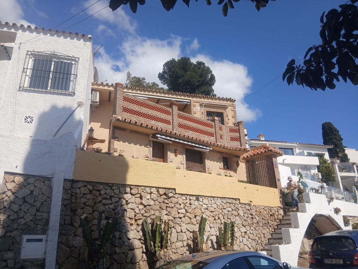 Huis te koop in Nueva Andalucía | 3 slaapkamers H5472418