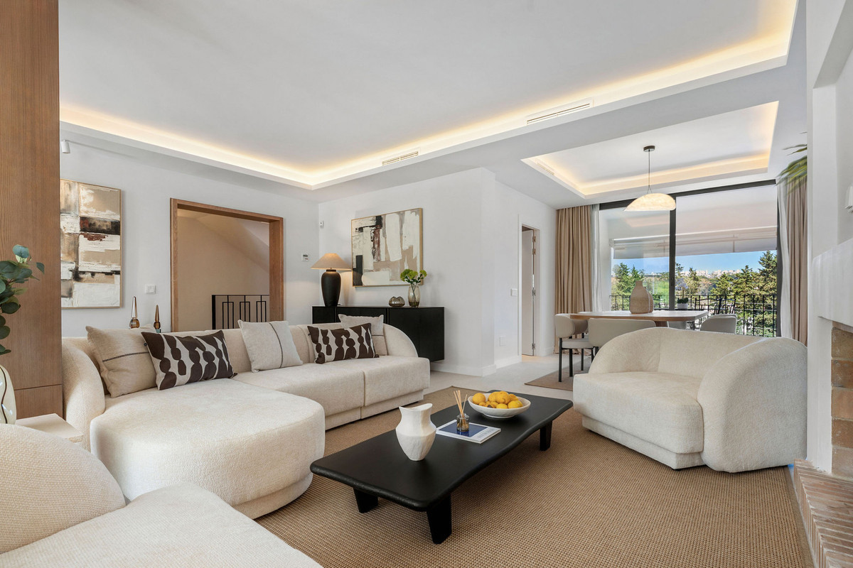 Huis te koop in Nueva Andalucía | 4 slaapkamers H5472778