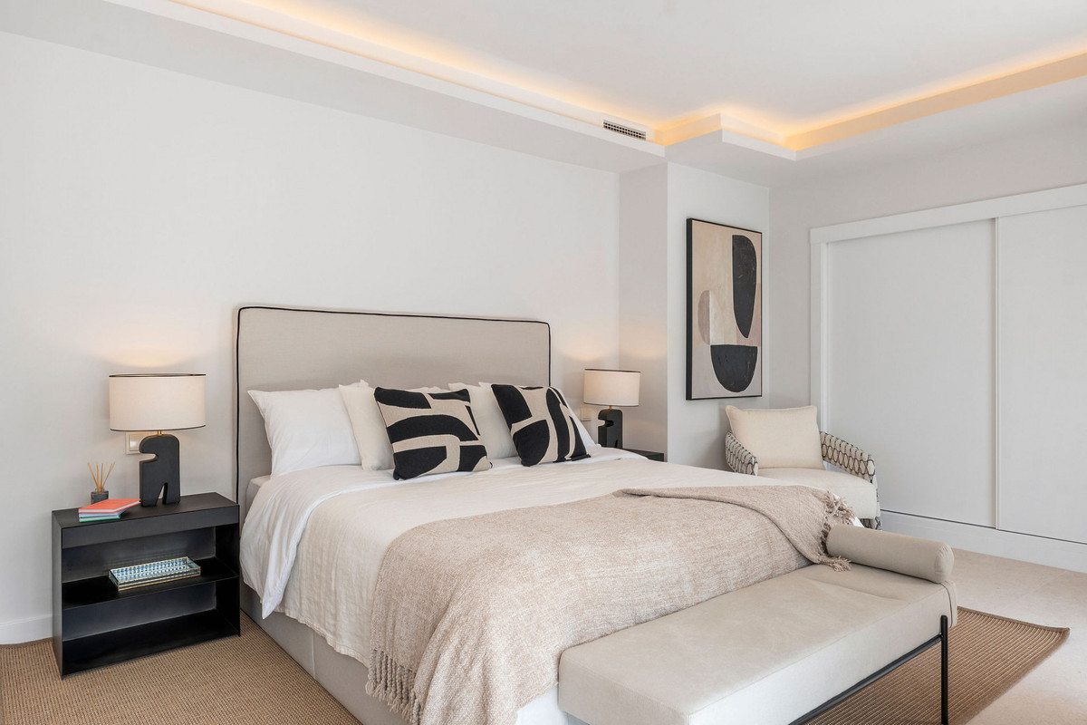Huis te koop in Nueva Andalucía | 4 slaapkamers H5472778