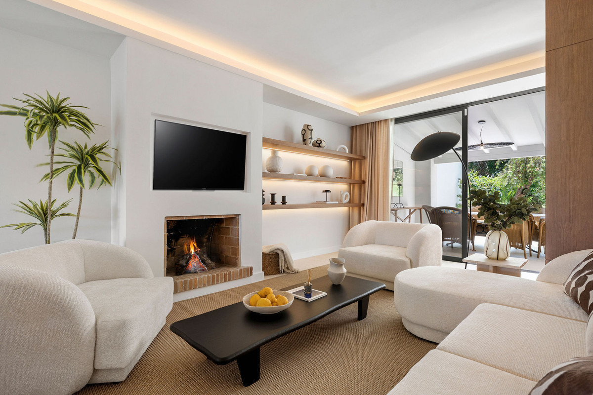 Huis te koop in Nueva Andalucía | 4 slaapkamers H5472778