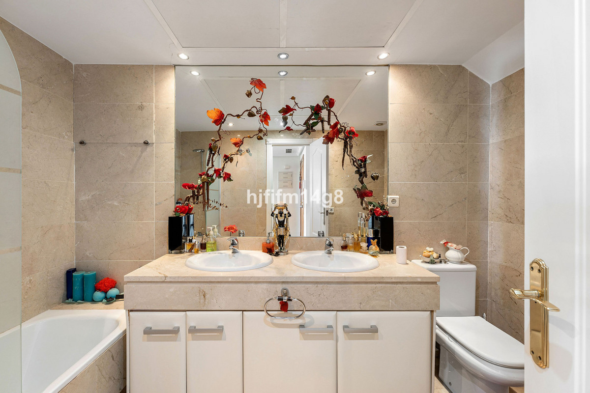 Huis te koop in Nueva Andalucía | 3 slaapkamers H5482789