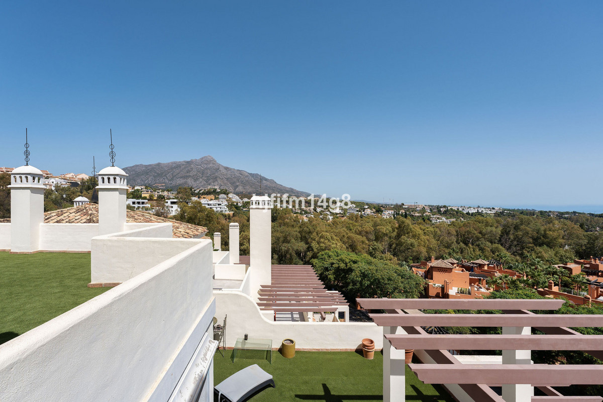 Huis te koop in Nueva Andalucía | 3 slaapkamers H5482789
