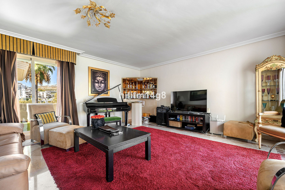 Huis te koop in Nueva Andalucía | 3 slaapkamers H5482789