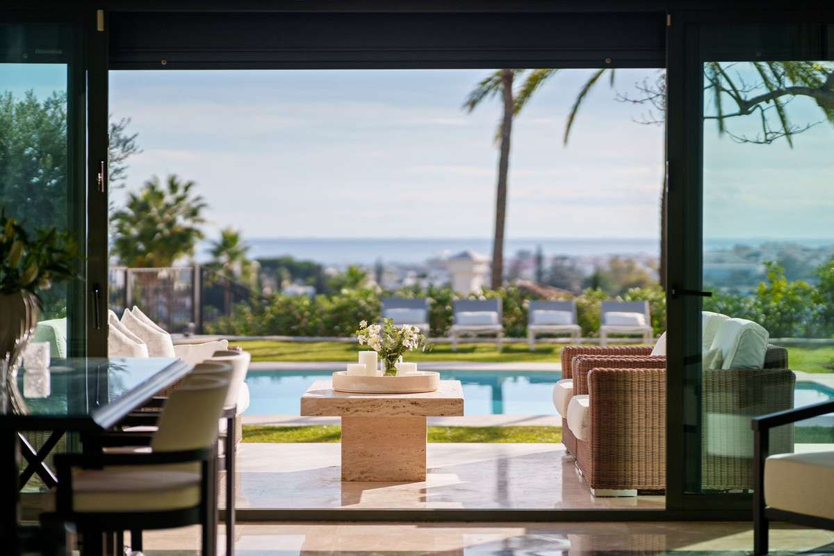 Huis te koop in Nueva Andalucía | 4 slaapkamers H5483245
