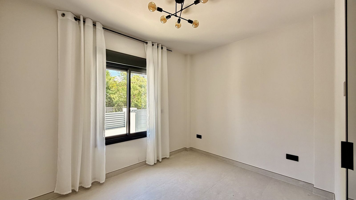 Huis te koop in Nueva Andalucía | 5 slaapkamers H5484430