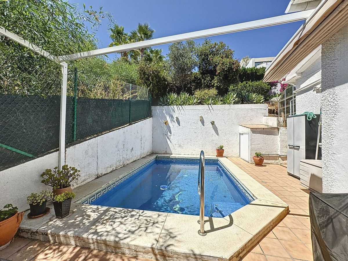 Huis te koop in Nueva Andalucía | 4 slaapkamers H5484484