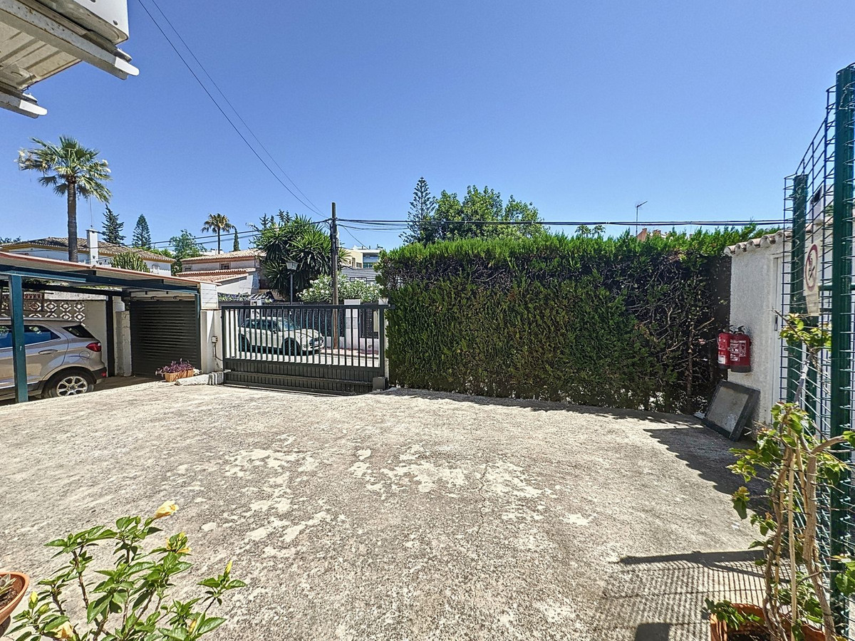 Huis te koop in Nueva Andalucía | 4 slaapkamers H5484484