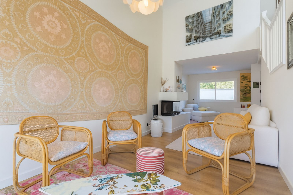 Huis te koop in Nueva Andalucía | 4 slaapkamers H5484505