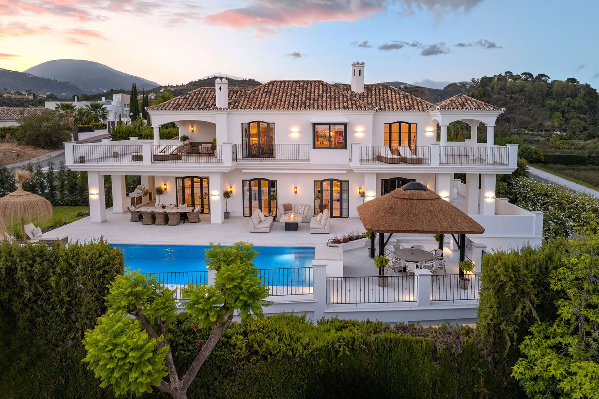 Huis te koop in Nueva Andalucía | 5 slaapkamers H5486080