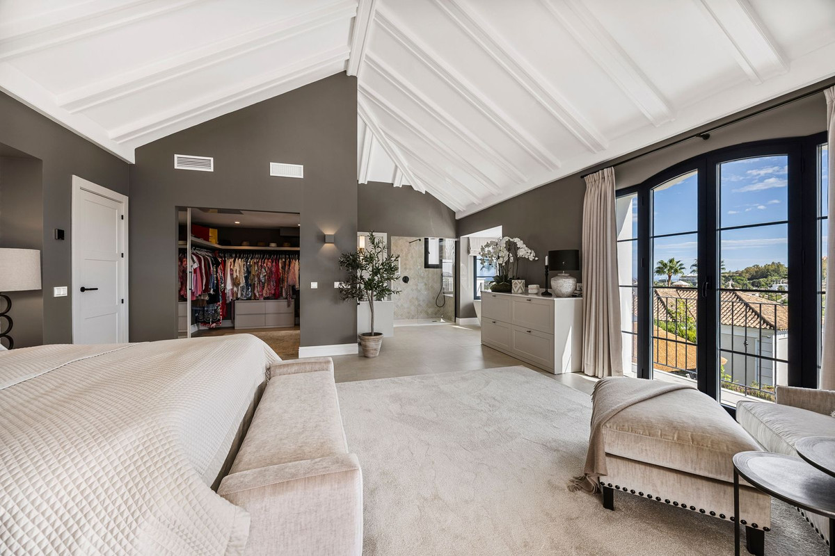 Huis te koop in Nueva Andalucía | 5 slaapkamers H5486080