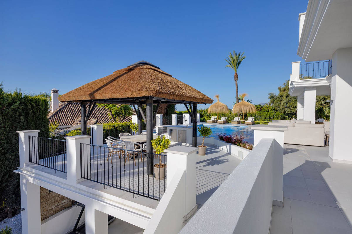 Huis te koop in Nueva Andalucía | 5 slaapkamers H5486080