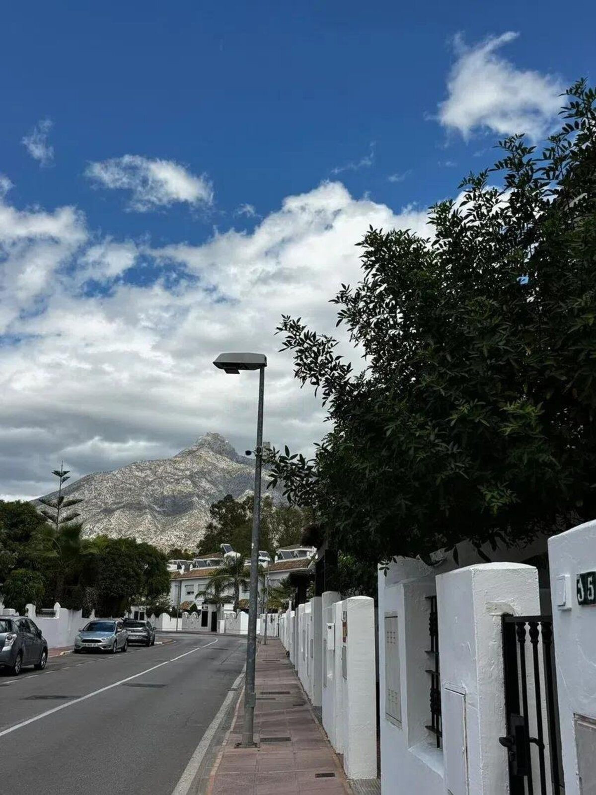 Huis te koop in Nueva Andalucía | 3 slaapkamers H5486524