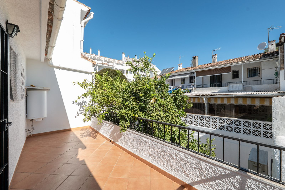 Huis te koop in Nueva Andalucía | 4 slaapkamers H5487622