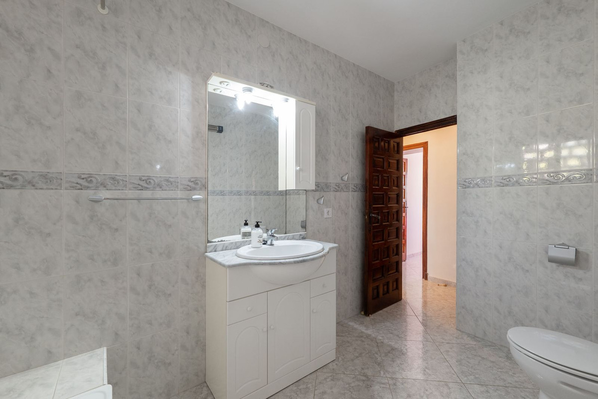 Huis te koop in Nueva Andalucía | 4 slaapkamers H5487622