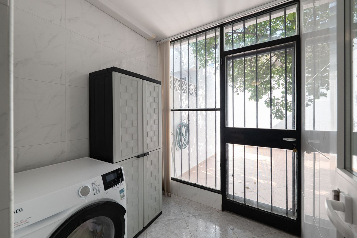 Huis te koop in Nueva Andalucía | 4 slaapkamers H5487622