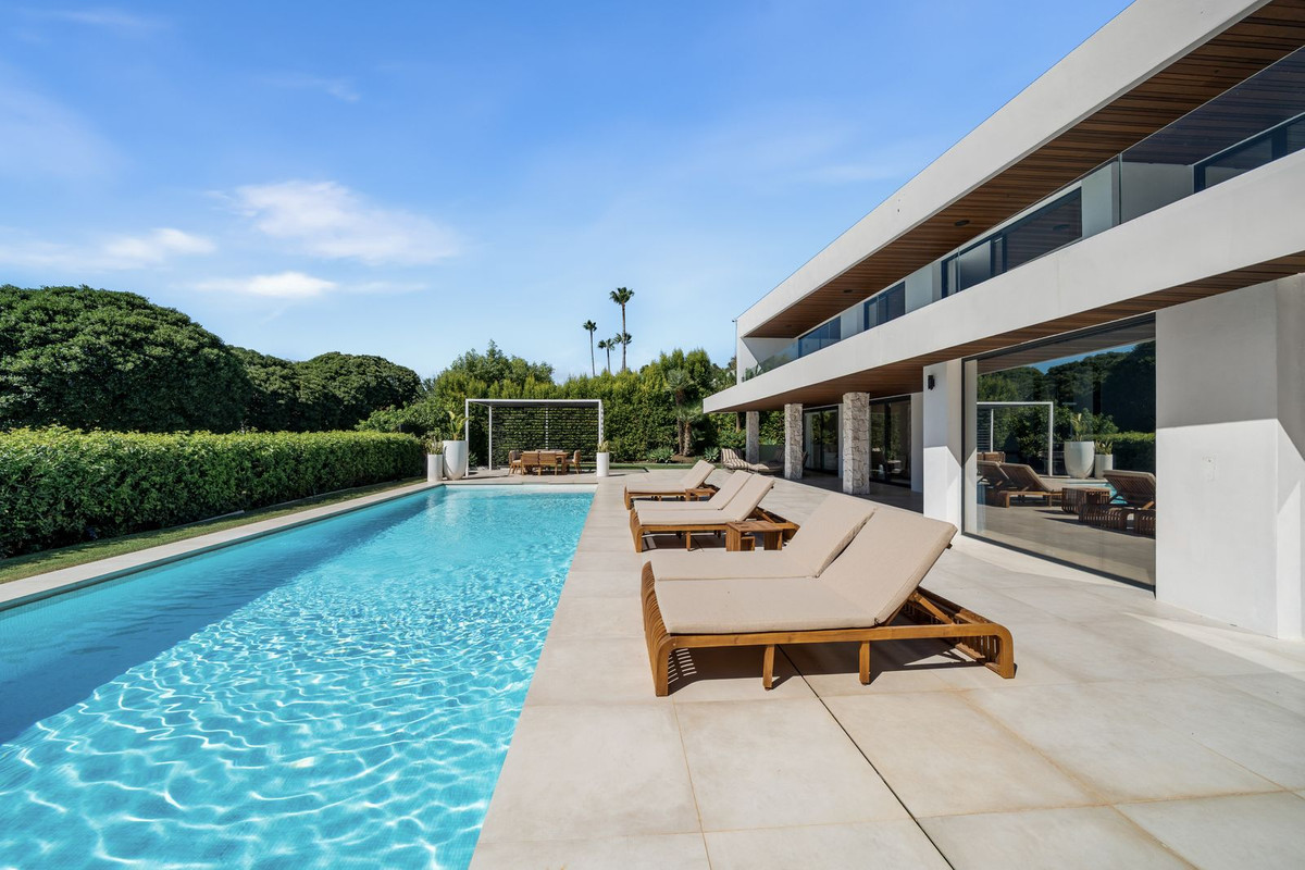 Huis te koop in Nueva Andalucía | 5 slaapkamers H5487757