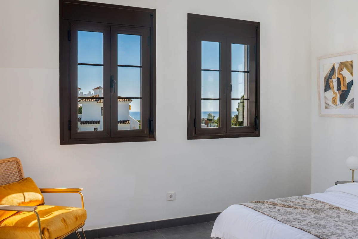 Huis te koop in Nueva Andalucía | 4 slaapkamers H5487859