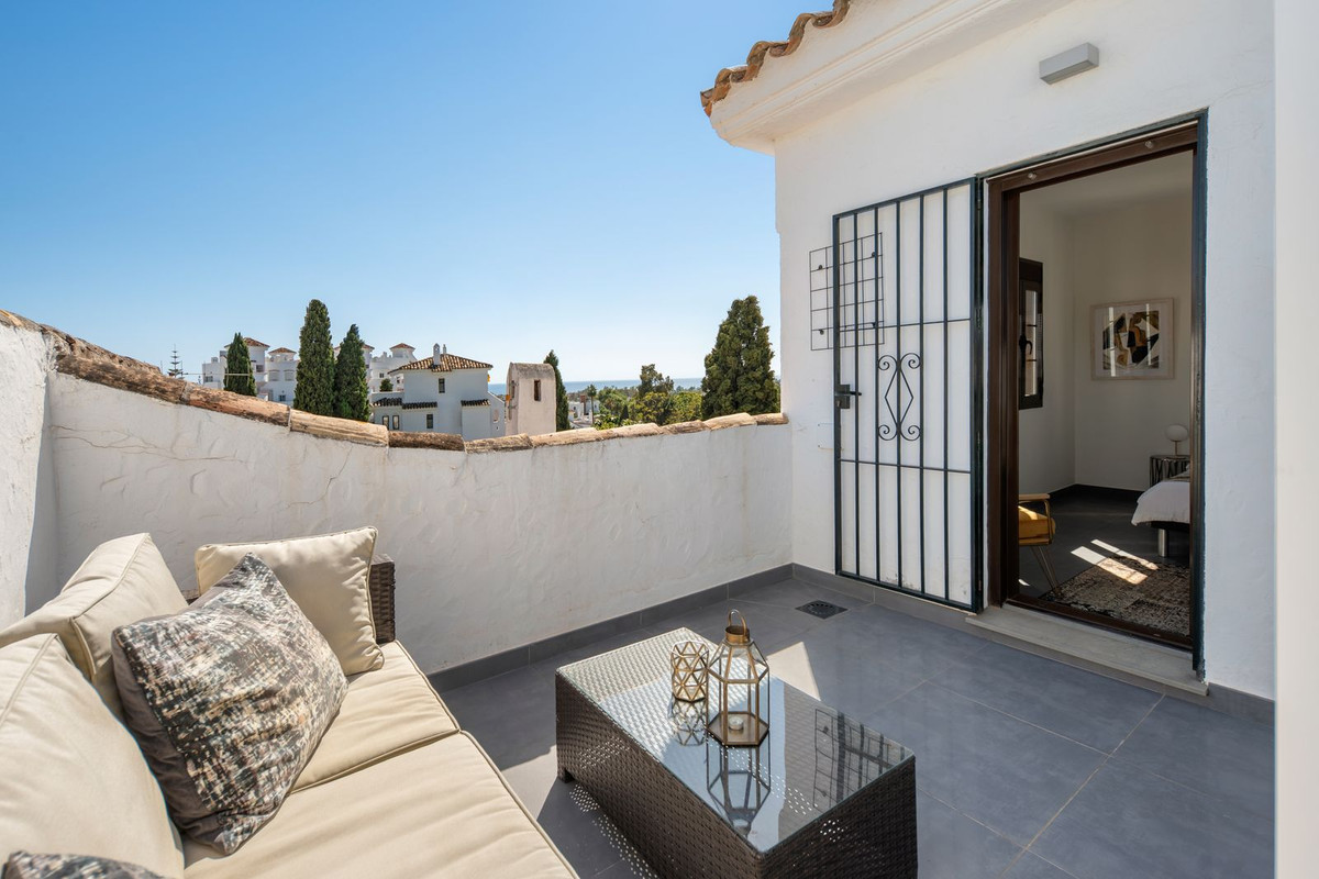 Huis te koop in Nueva Andalucía | 4 slaapkamers H5487859
