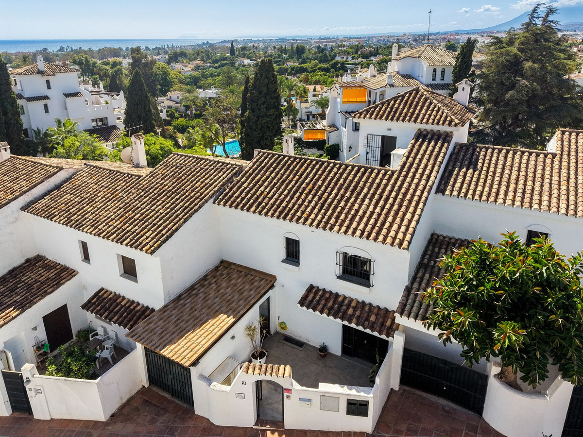 Huis te koop in Nueva Andalucía | 4 slaapkamers H5487859