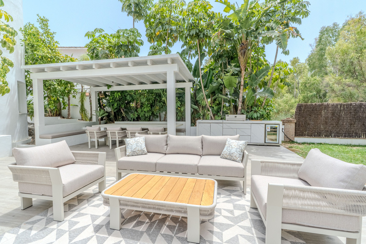 Huis te koop in Nueva Andalucía | 4 slaapkamers H5487964