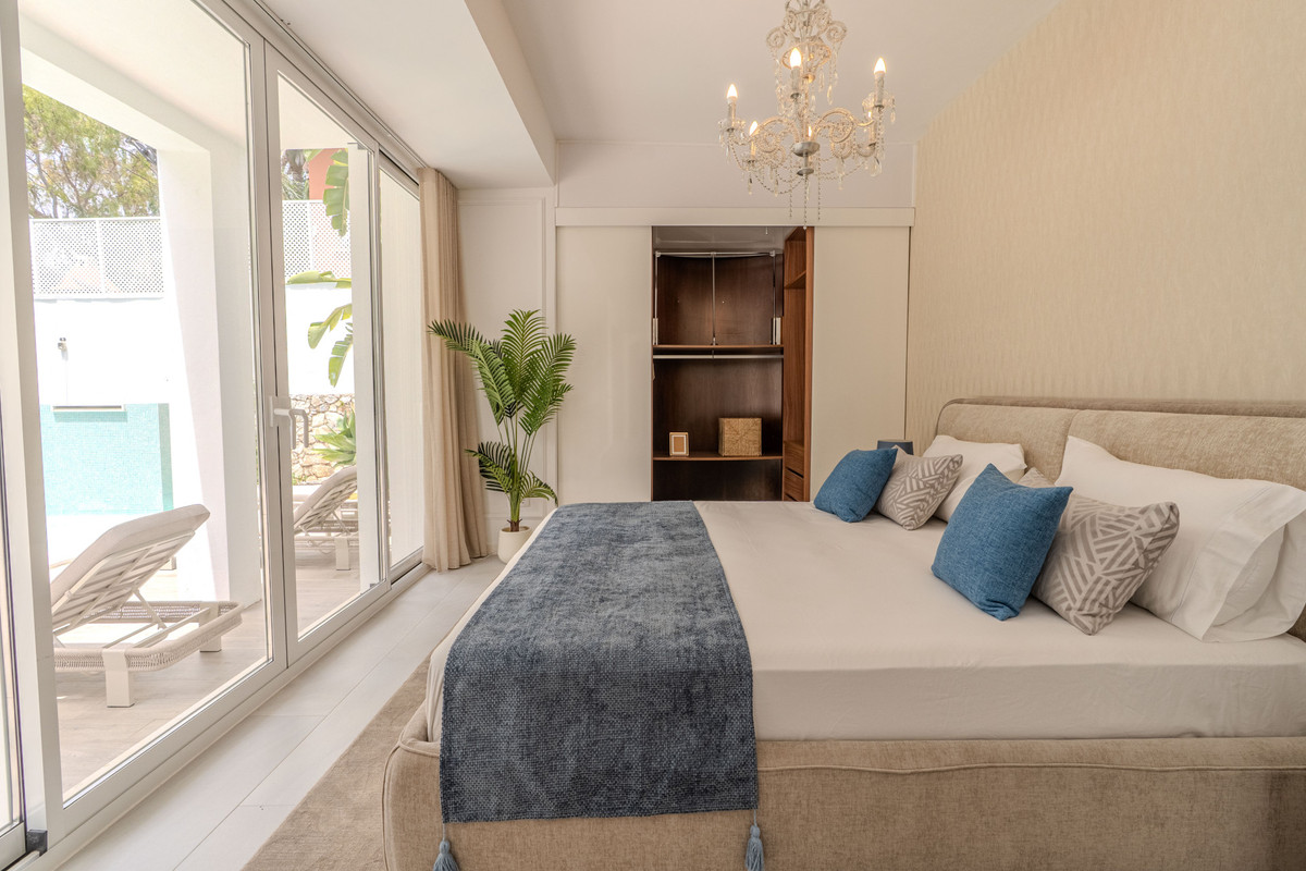 Huis te koop in Nueva Andalucía | 4 slaapkamers H5487964