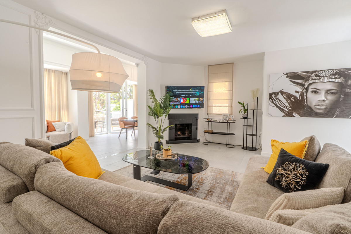 Huis te koop in Nueva Andalucía | 4 slaapkamers H5487964