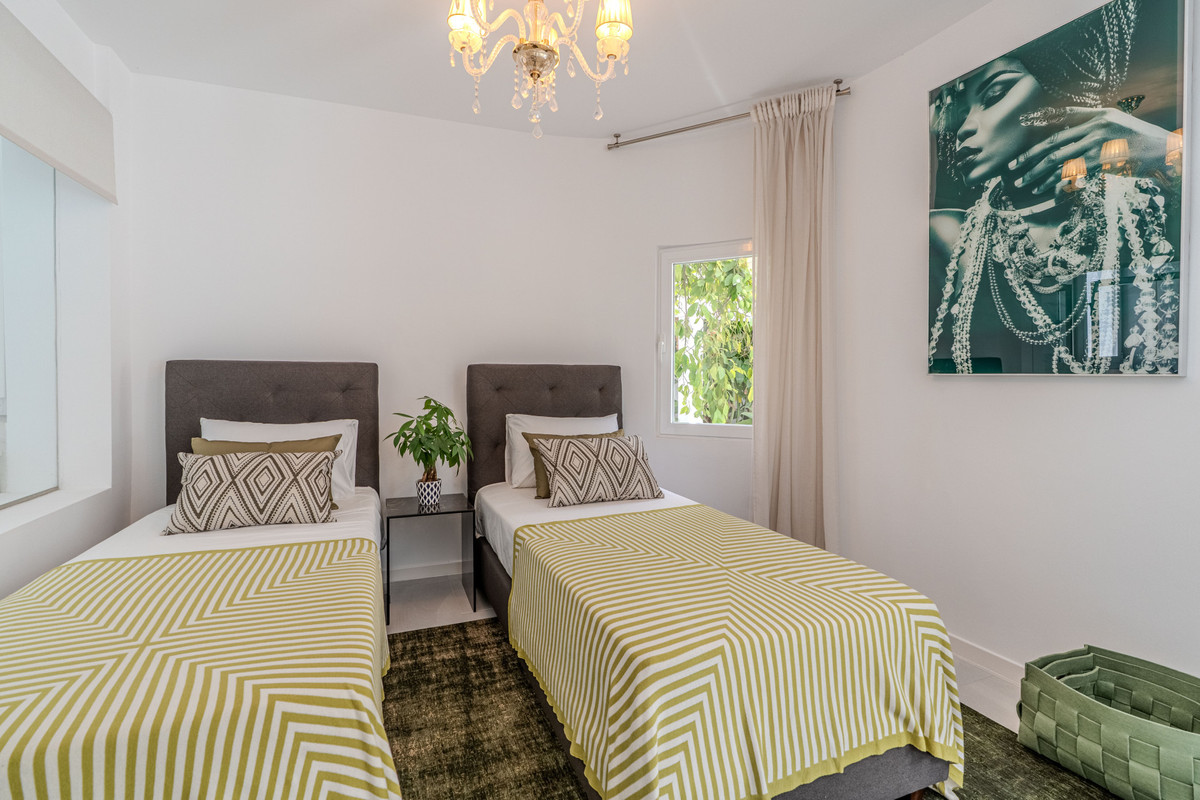 Huis te koop in Nueva Andalucía | 4 slaapkamers H5487964