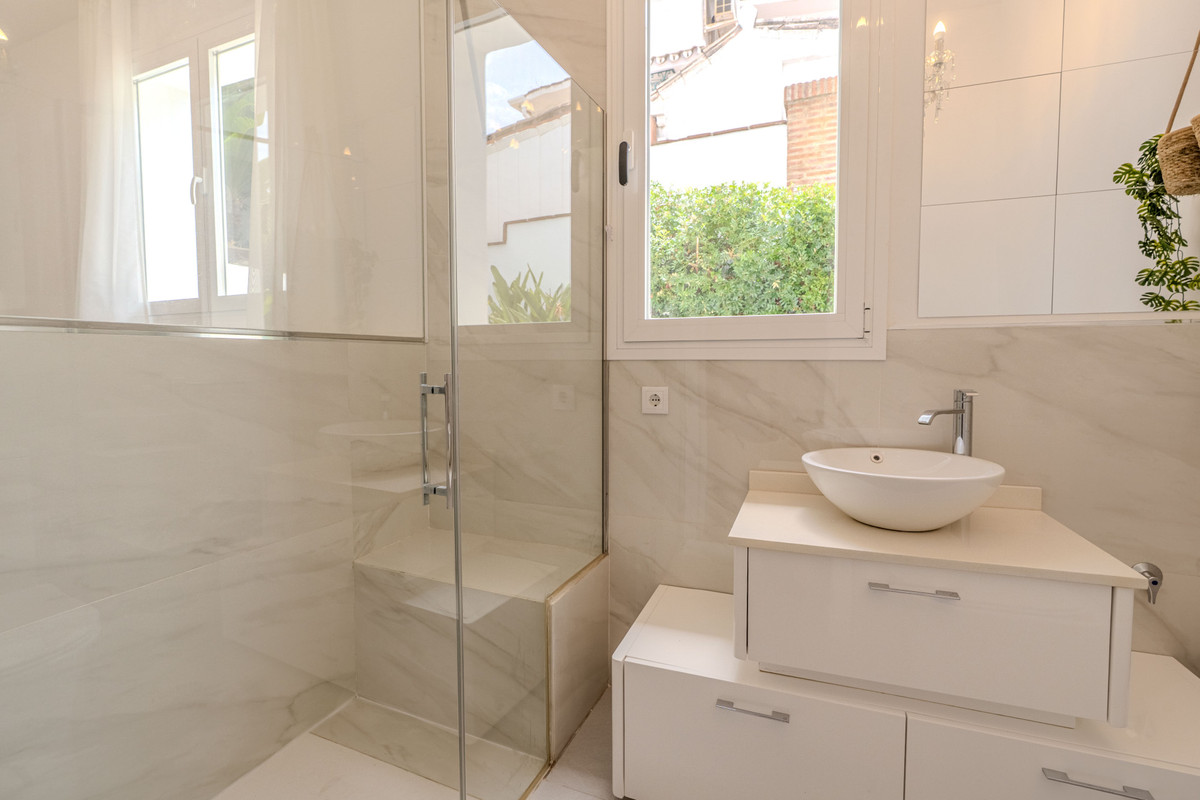 Huis te koop in Nueva Andalucía | 4 slaapkamers H5487964