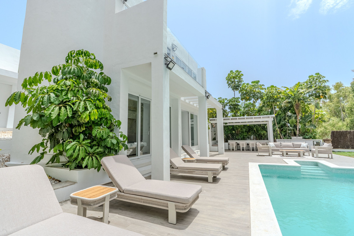 Huis te koop in Nueva Andalucía | 4 slaapkamers H5487964