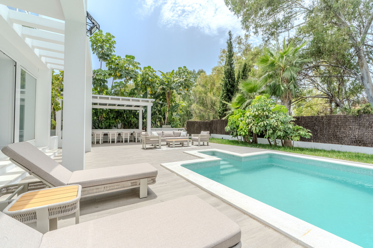 Huis te koop in Nueva Andalucía | 4 slaapkamers H5487964