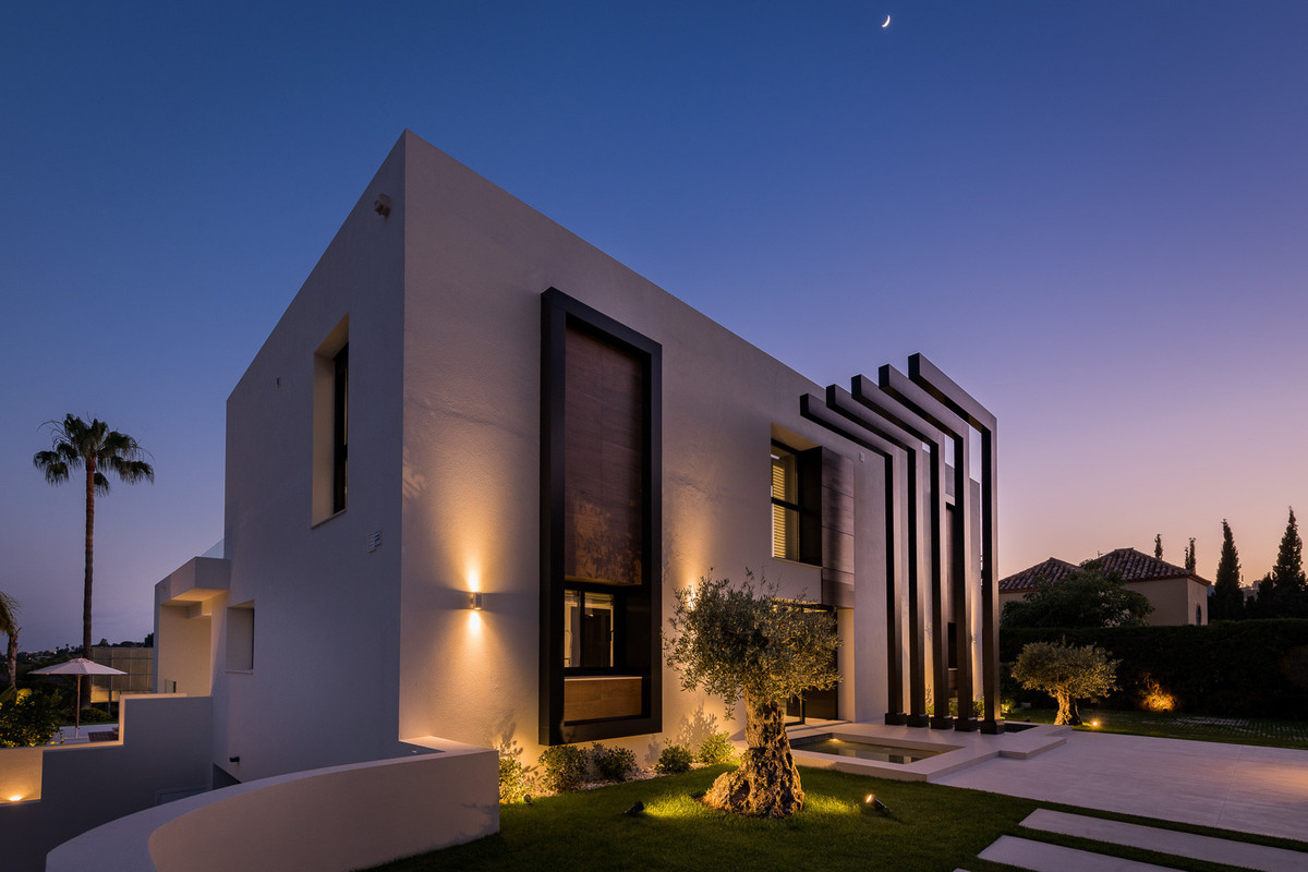 Huis te koop in Nueva Andalucía | 6 slaapkamers H5491759
