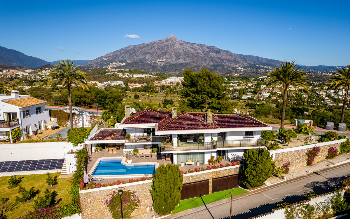 Huis te koop in Nueva Andalucía | 4 slaapkamers H5492041