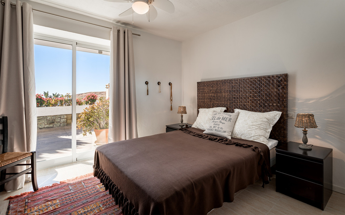 Huis te koop in Nueva Andalucía | 4 slaapkamers H5492041