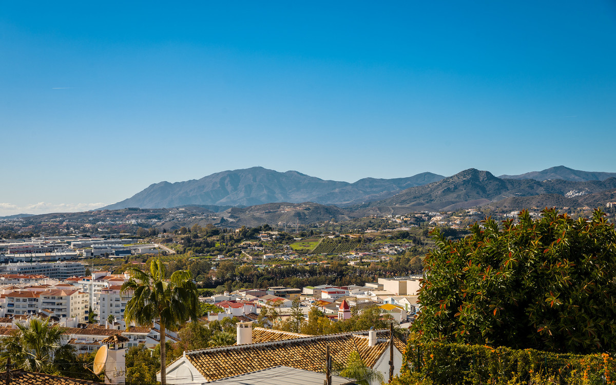 Huis te koop in Nueva Andalucía | 4 slaapkamers H5492041