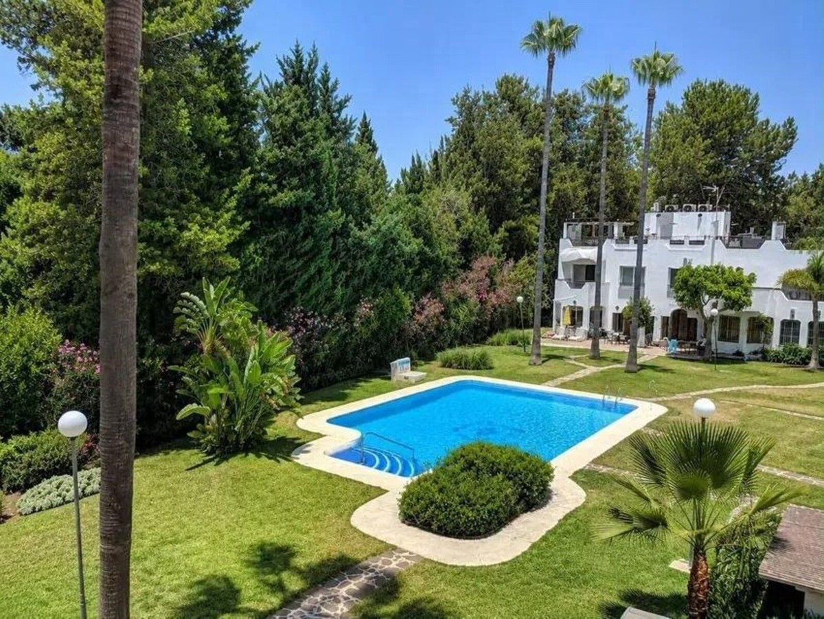 Huis te koop in Nueva Andalucía | 4 slaapkamers H5492227