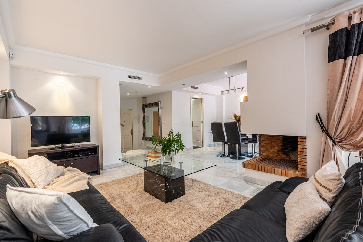 Huis te koop in Nueva Andalucía | 4 slaapkamers H5492449