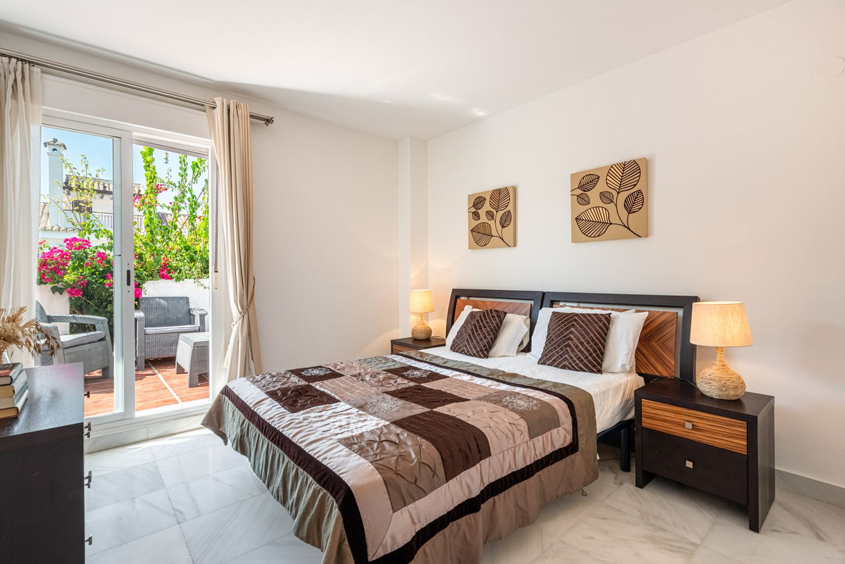 Huis te koop in Nueva Andalucía | 4 slaapkamers H5492449