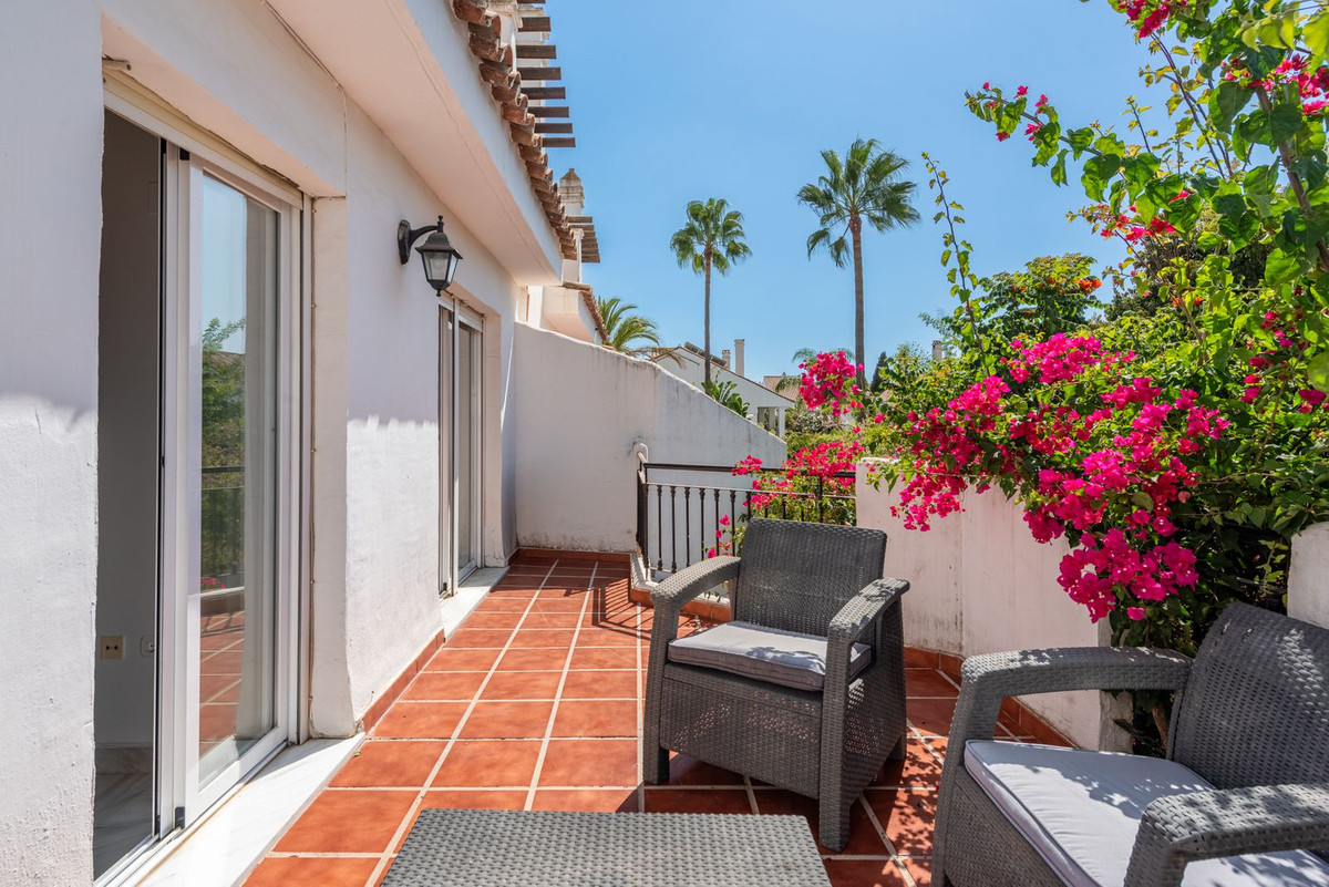 Huis te koop in Nueva Andalucía | 4 slaapkamers H5492449