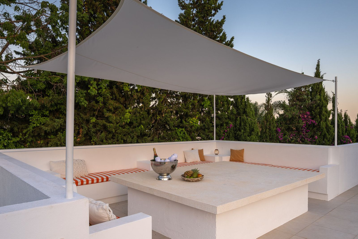 Huis te koop in Nueva Andalucía | 7 slaapkamers H5496187