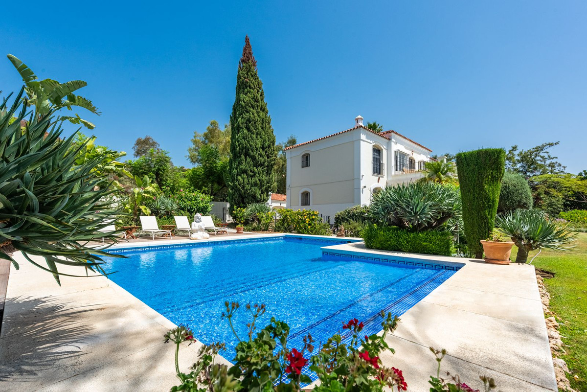 Huis te koop in Nueva Andalucía | 5 slaapkamers H5498743