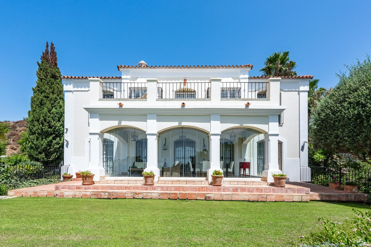 Huis te koop in Nueva Andalucía | 5 slaapkamers H5498743