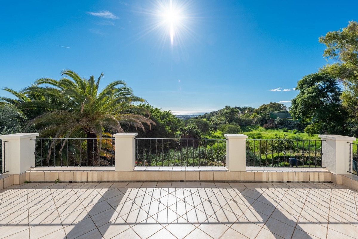 Huis te koop in Nueva Andalucía | 5 slaapkamers H5498743
