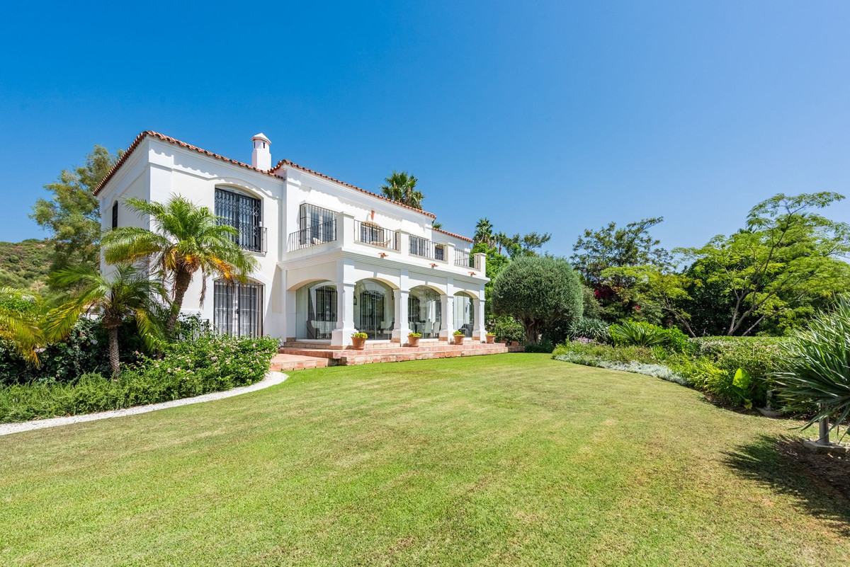 Huis te koop in Nueva Andalucía | 5 slaapkamers H5498743