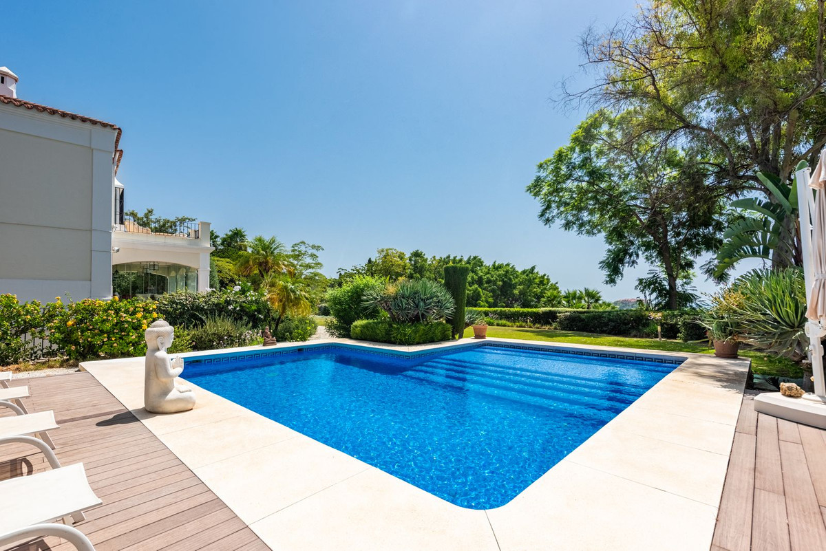 Huis te koop in Nueva Andalucía | 5 slaapkamers H5498743