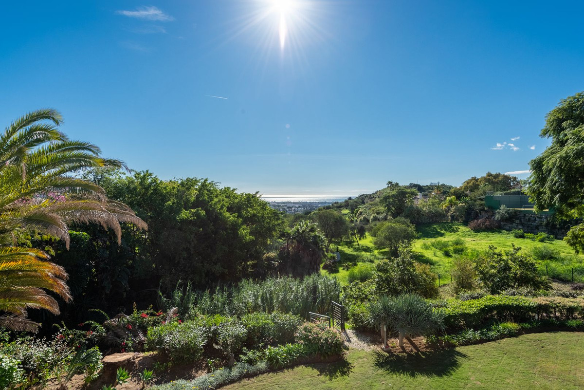 Huis te koop in Nueva Andalucía | 5 slaapkamers H5498743