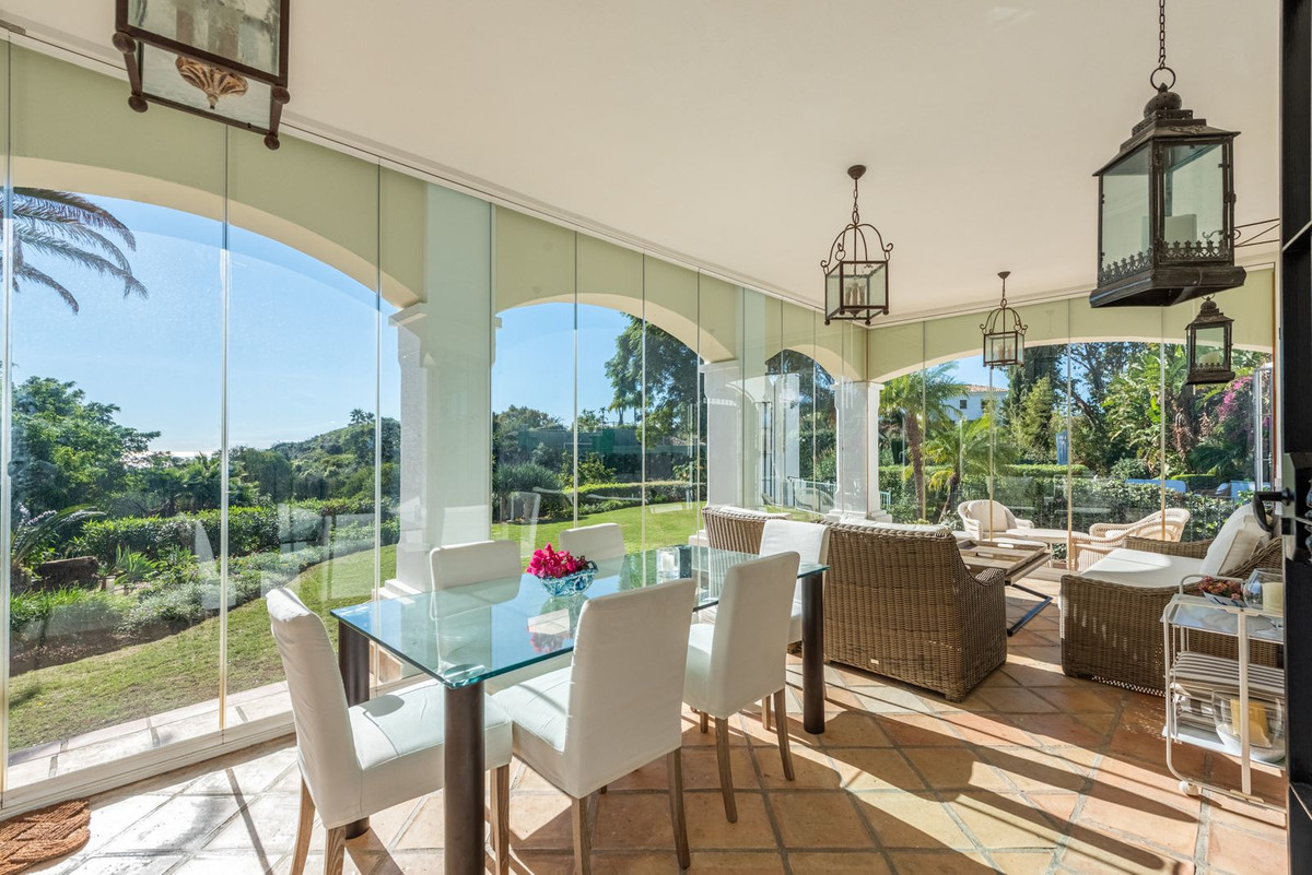 Huis te koop in Nueva Andalucía | 5 slaapkamers H5498743