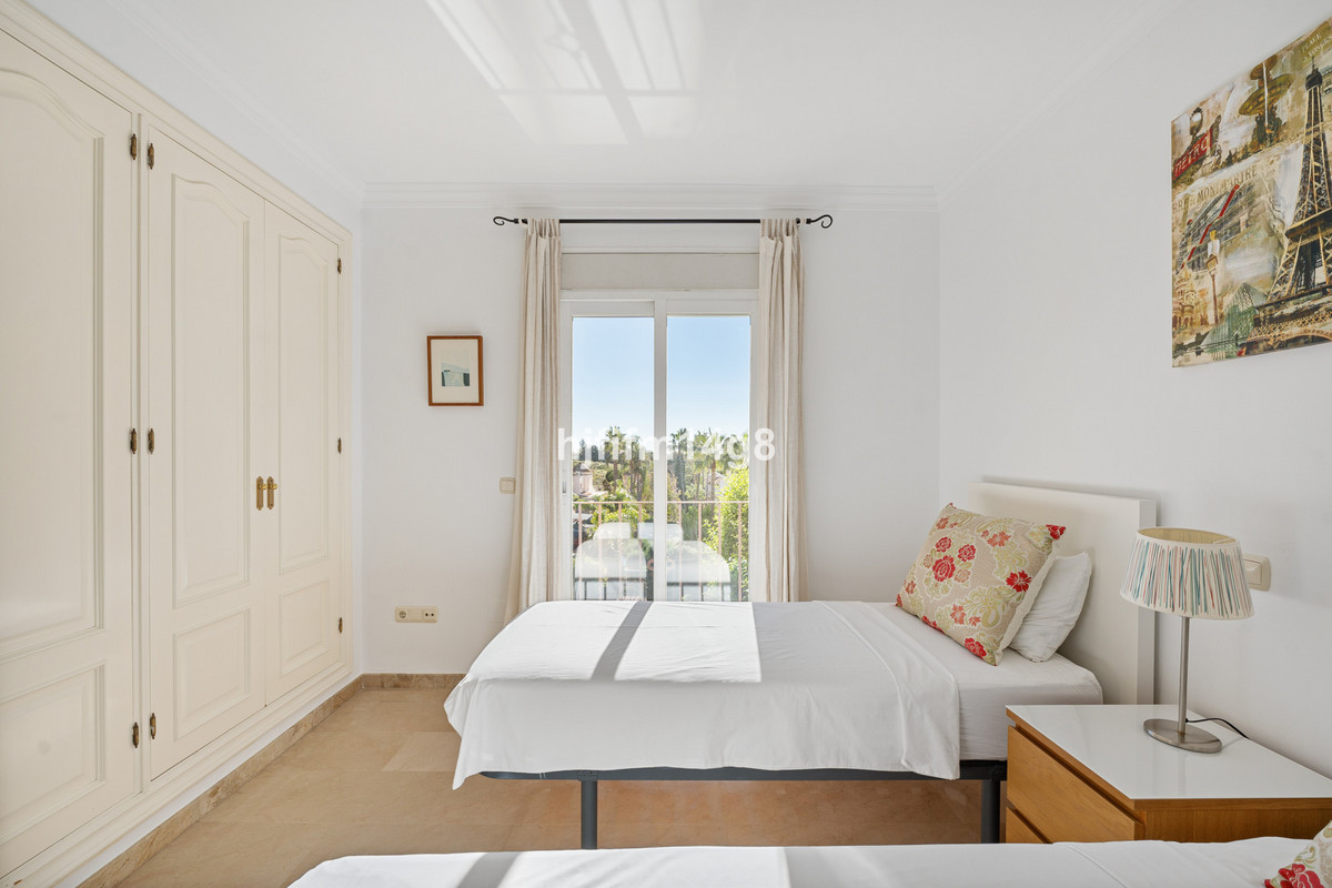Huis te koop in Nueva Andalucía | 4 slaapkamers H5502043