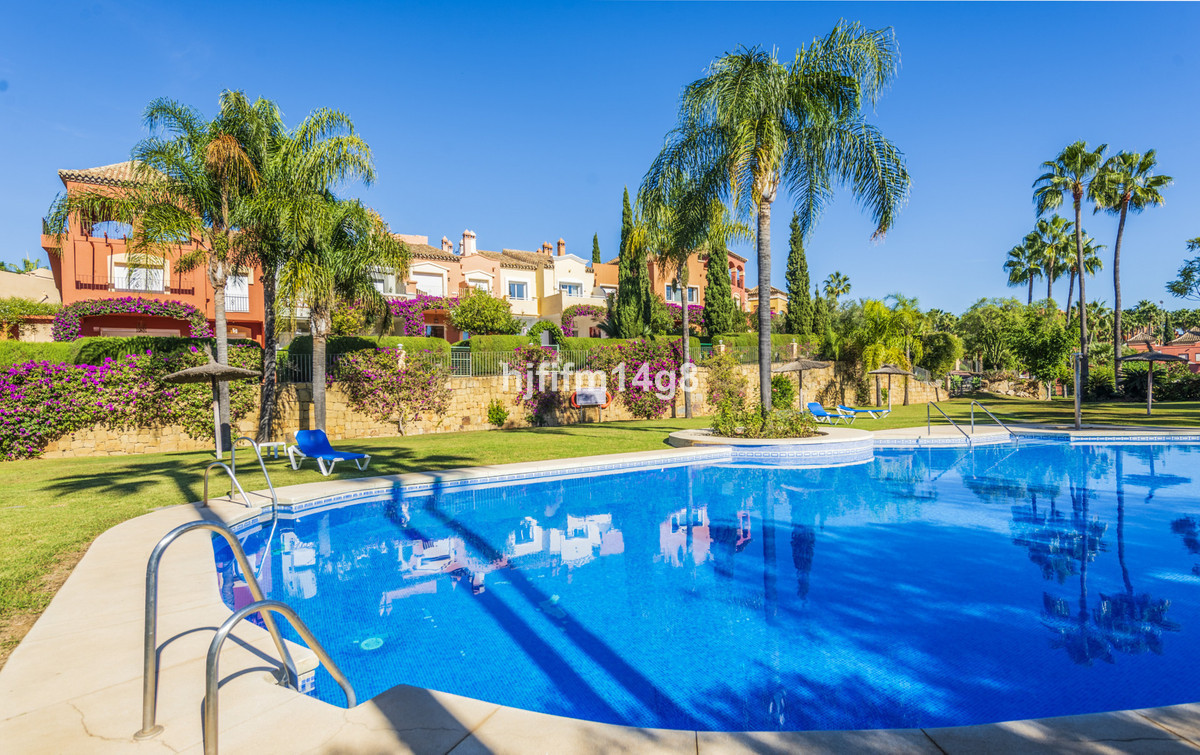 Huis te koop in Nueva Andalucía | 4 slaapkamers H5502043