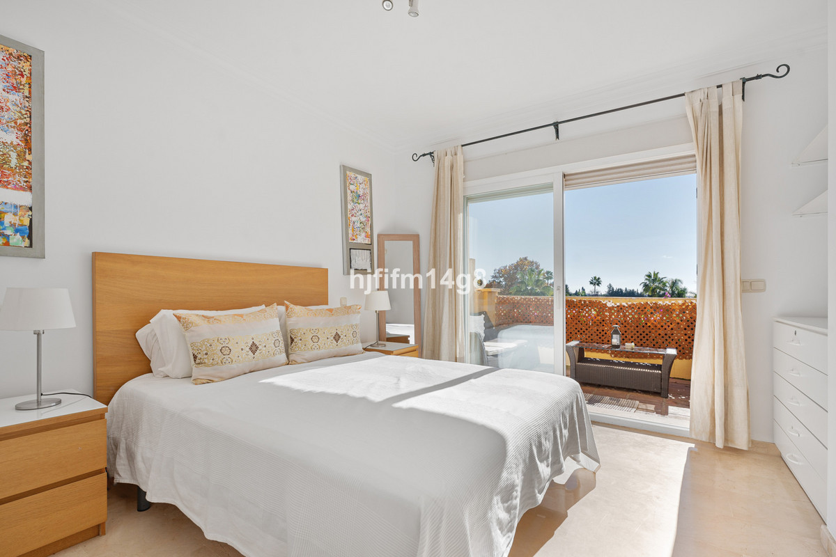 Huis te koop in Nueva Andalucía | 4 slaapkamers H5502043