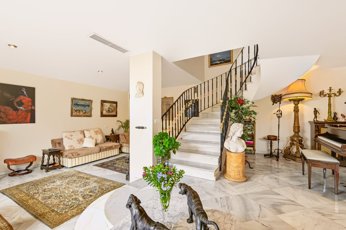 Huis te koop in Nueva Andalucía | 3 slaapkamers H5506450
